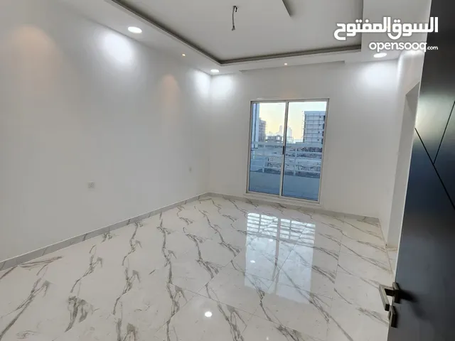185m2 5 Bedrooms Apartments for Sale in Muharraq Hidd