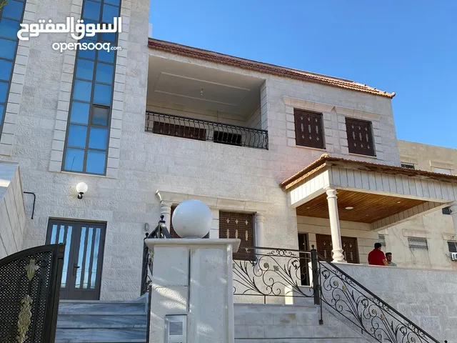 240 m2 More than 6 bedrooms Villa for Sale in Zarqa Al Zarqa Al Jadeedeh