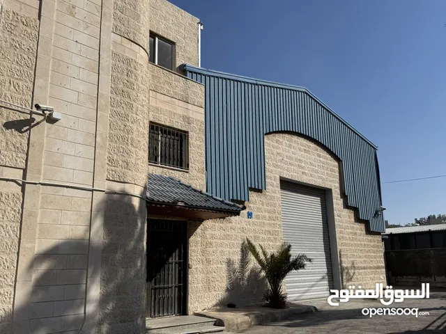 هنجر صناعي ومخازن للإيجار السنوي