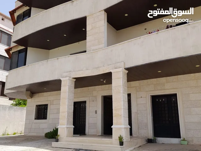 شقة للإجار في صوفر مجدلبعنا واسعة مطلة موقع مميز عمار جديد فيها ثلاث شرفات مطلة