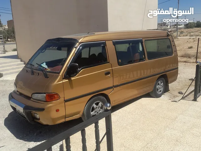 باص هيونداي H100 موديل 2002 نظيف لون عسلي مميز وفحص نظيف