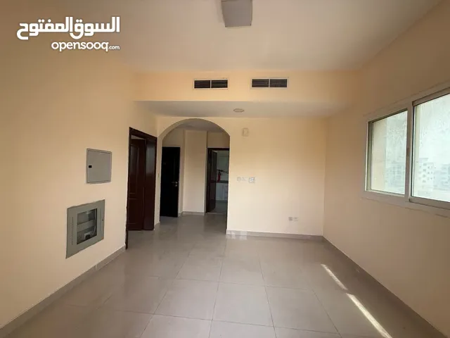 غرفه وصاله وبلكونه