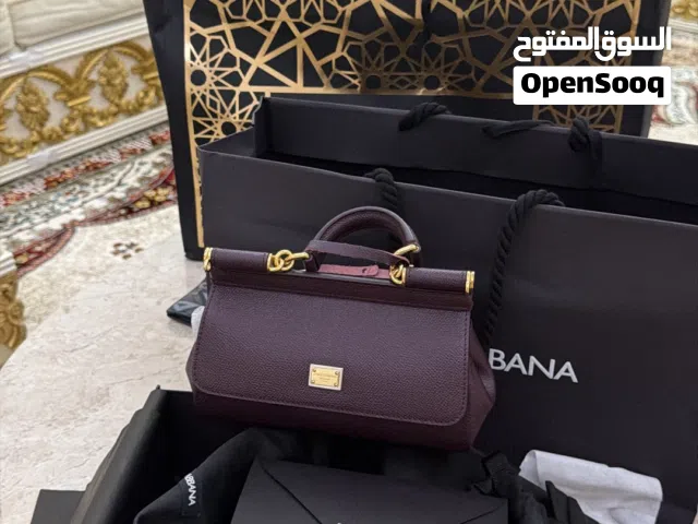 Burgundy Other for sale  in Abu Dhabi