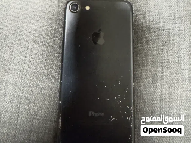 ايفون سبعه العادي فيه تويتر القديم