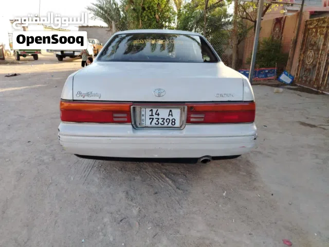 1994 تويوتا كراون Crown