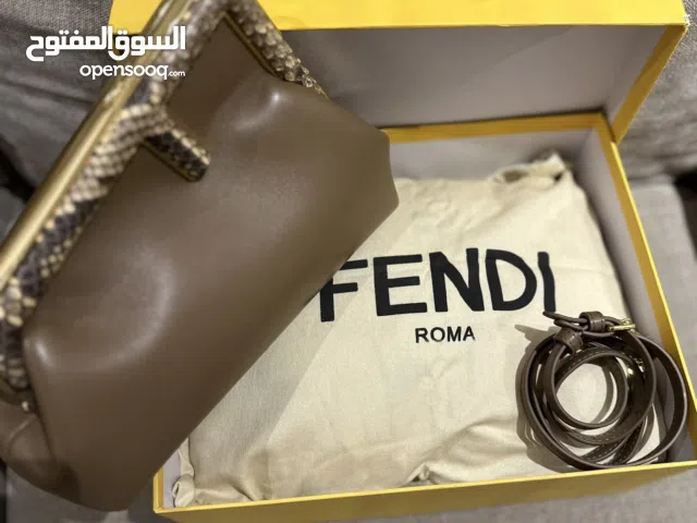 Hand Bags brown for sale  in Al Riyadh