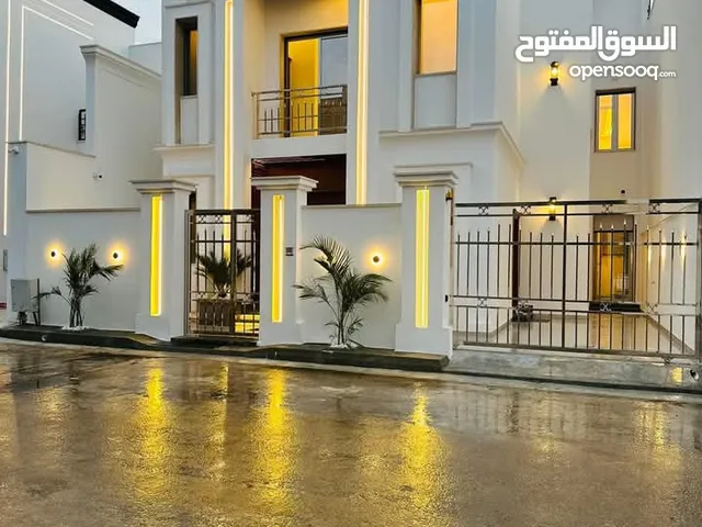 400 m2 More than 6 bedrooms Villa for Sale in Tripoli Ain Zara