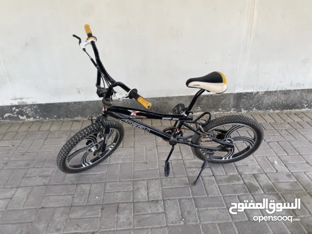 السيكل بحالة ممتازة