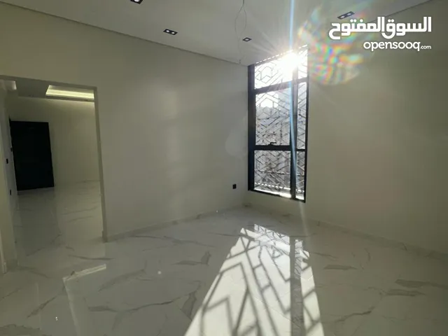 180 m2 3 Bedrooms Apartments for Rent in Jeddah Marwah