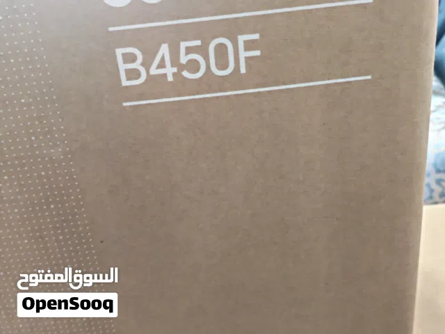 ارتقِ بتجربة الصوت في تلفزيونك مع مكبر الصوت سامسونج HW-B450F ثنائي القنوات (2.1 قناة) ومضخم الصوت