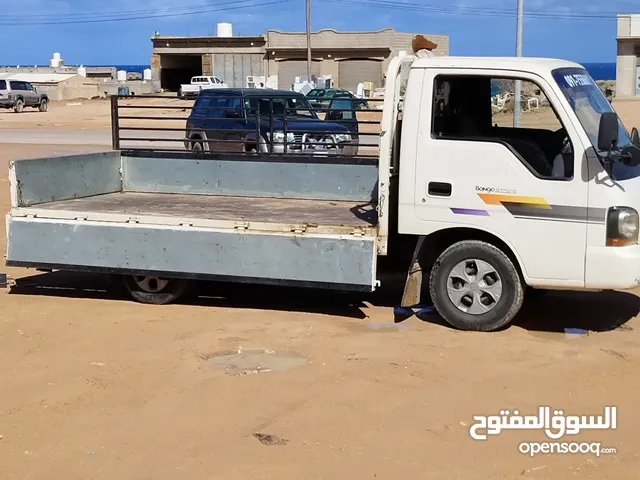 Used Kia Pregio in Sirte