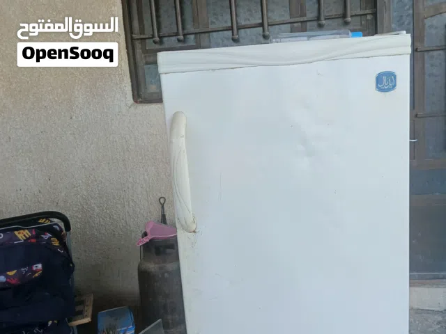 ثلاجة من ماركة eidial المصرية  .واعوضك عن التوصيل بخصم اجور النقل من السعر الاصلي