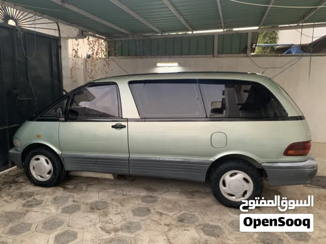 1999 تويوتا بريفيا LE