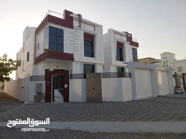 326 m2 5 Bedrooms Villa for Sale in Muscat Al Maabilah
