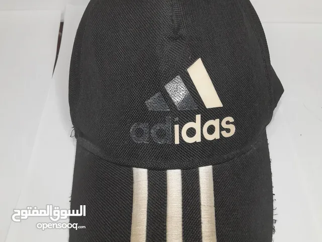 Adidas-Inspired Hat (Imperfect Logo) – Unique Street Style قبعة مستوحاة من Adidas (شعار غير مكتمل)