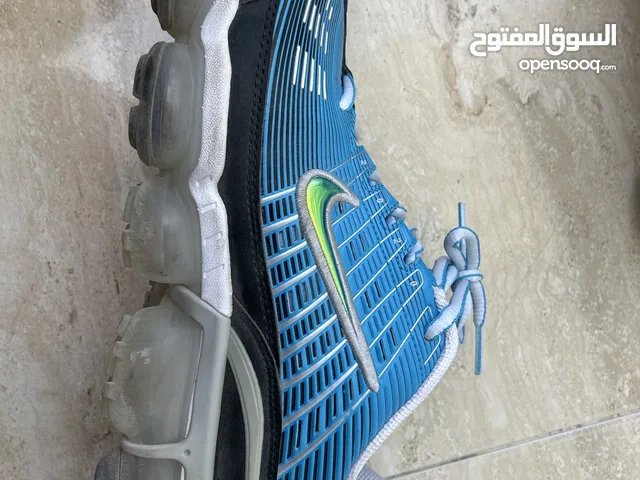 Nike vapor max 760