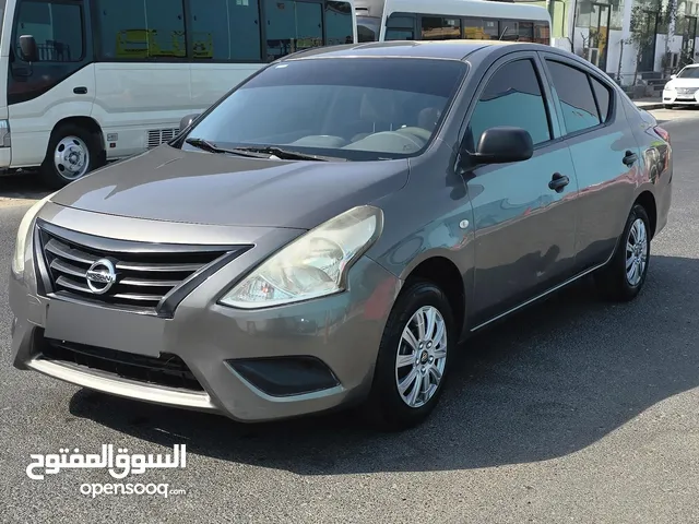 Nissan Sunny 2019