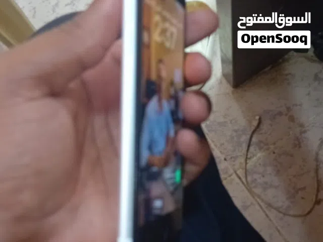 Ehab ايفونSE2020