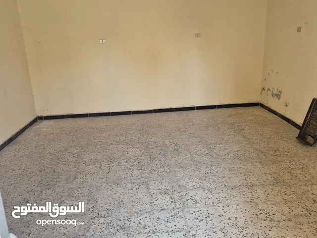 مخزن أو محل للايجار