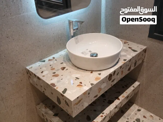 فني لجميع خدمات المياه والصرف الصحي في طرابلس وضوحيها