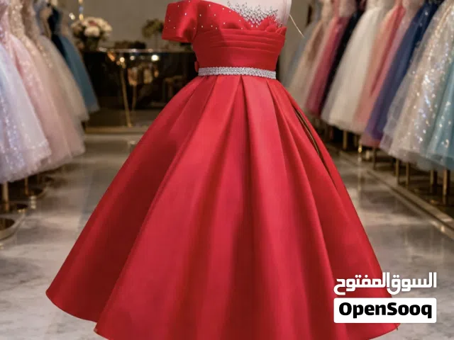 عروض نارررر جميع الفساتين بنص السعر