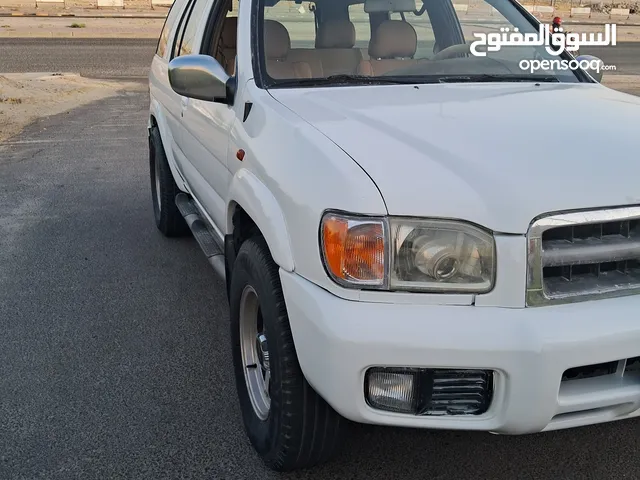 Nissan Pathfinder 2001 in Al Ahmadi
