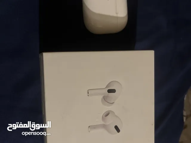 سماعة Airpods pro اصلية بيها عطل متشحن ناقصها تصليح