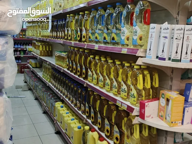 سوبر ماركت للبيع