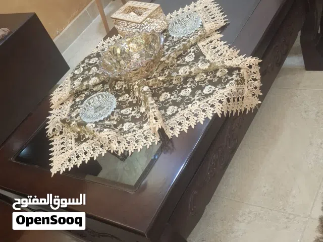 طقم طربيزات وطاوله شاشه للبيع