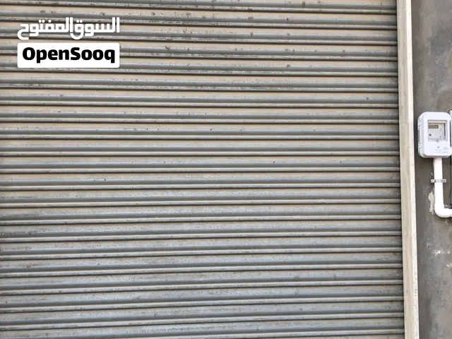مخزن للإيجار
