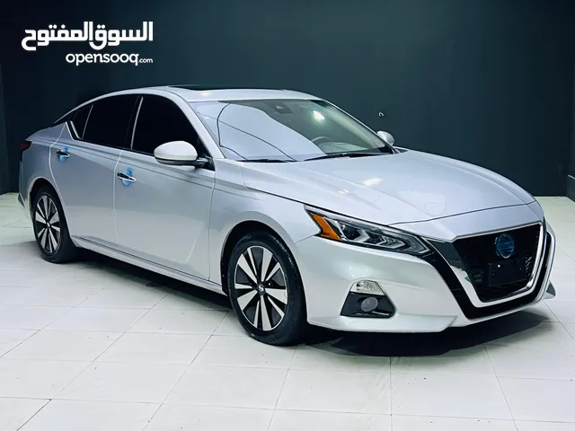 نيسان التيما وارد أمريكي موديل 2020 SL فتحة سقف جلد مكيف خلفي تشغيل بصمة دخول ذكي هاندبريك اوتو تشغي