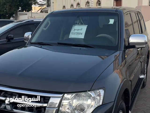 سيارة ميتسوبيشي باجيرو 2017 لون رمادي موديل خليجي قابل للتقاوض