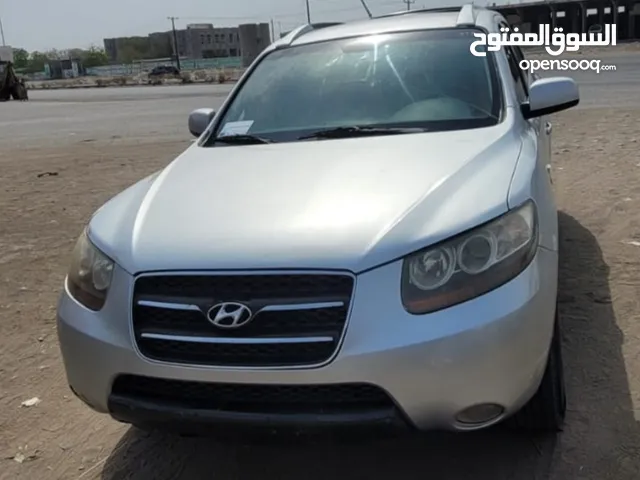 Used Hyundai Santa Fe in Al Hudaydah