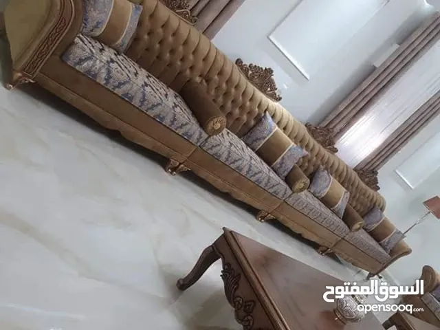 مطلوب ممول لمشروع قائم وناجح محل تنجيد كنب