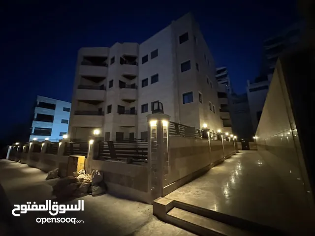 شقة ارضية نظام فيلا مع حديقة في مشروع دمر للبيع /دمشق
