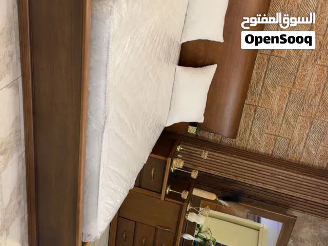 غرفة نوم ماستر بتفاصيل خاصه فاخره وفخمه جدا (( مع ملحقات اضافيه ))