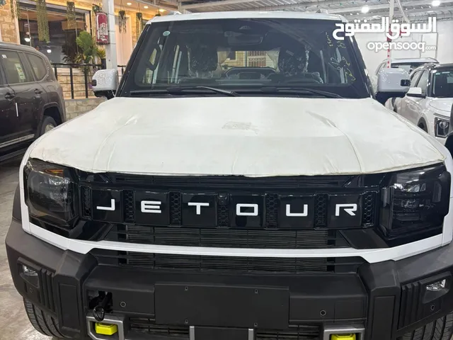 جيتور تي تو 2025 صيني زيرو ابيض والداخل اسود