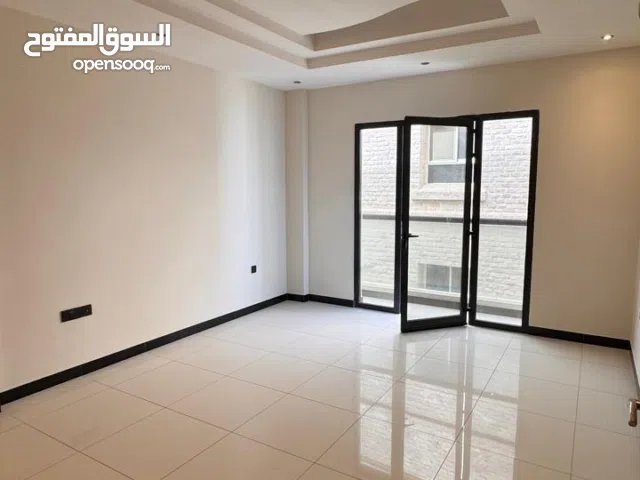 شقة غرفتين وصالة فخمة للايجار في بارك فيو القرم - Luxurious 2BHK For Rent in Park View AL Qurm
