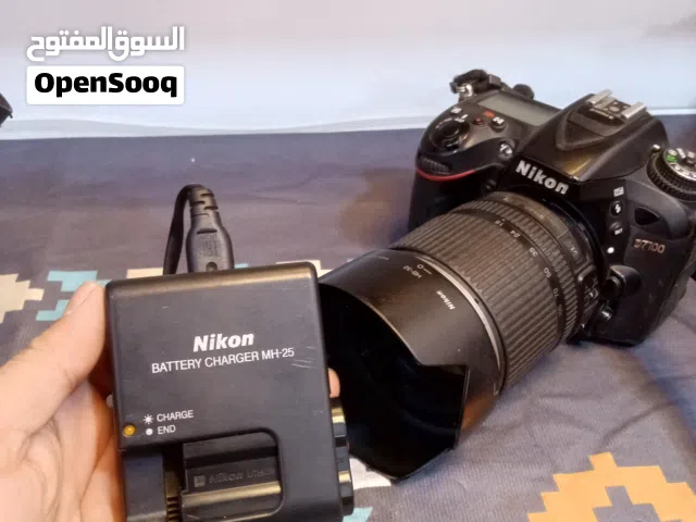 كامرا نيكون