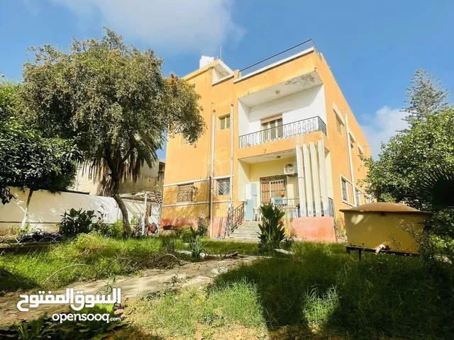 400 m2 More than 6 bedrooms Villa for Sale in Benghazi Al-Rahba