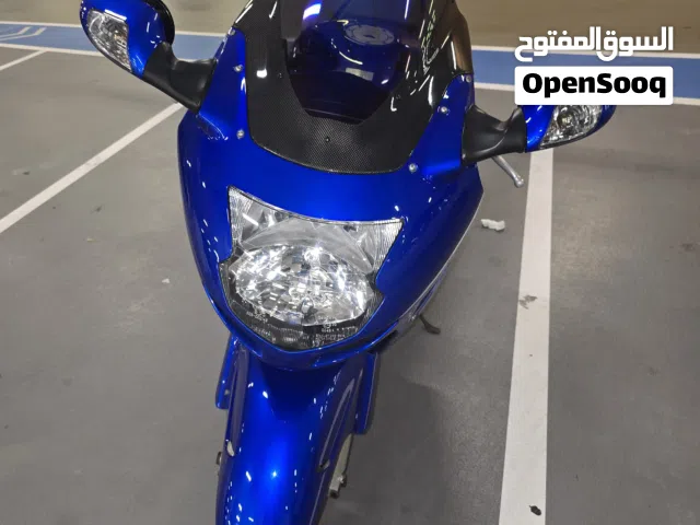 2000 Honda CBR