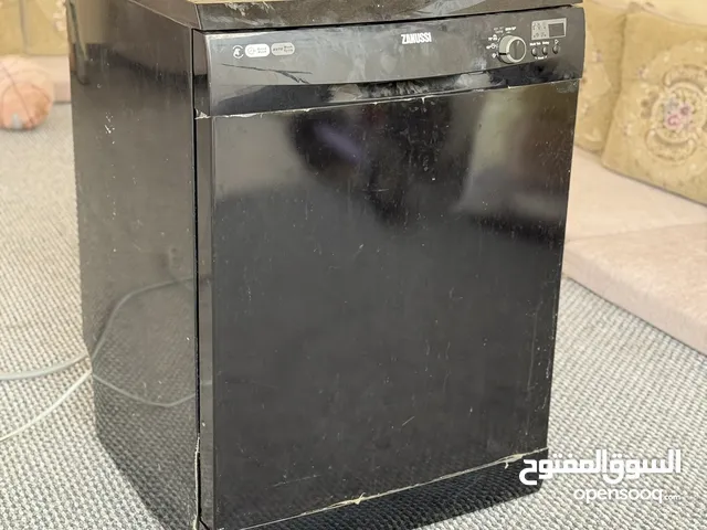 للبيع ماكينة غسيل صحون ZANUSSI