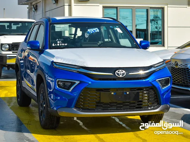 Toyota Urban Cruiser Blue 2024