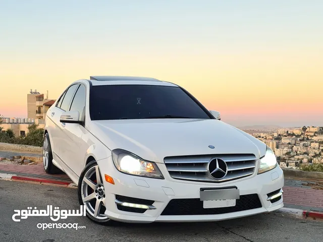 Mercedes C250 / AMG موديل 2015 فل الفل الإضافات  عداد 77000 / بحالة الوكالة  أصل AMG فل إضافات