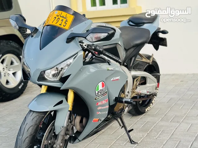 Honda CB1000R 2015 in Muscat