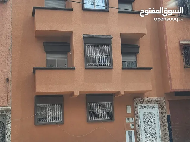 شقة فاخرة للبيع المحاميد بمعطى الله قرب مسجد الأميرة (همزة)
