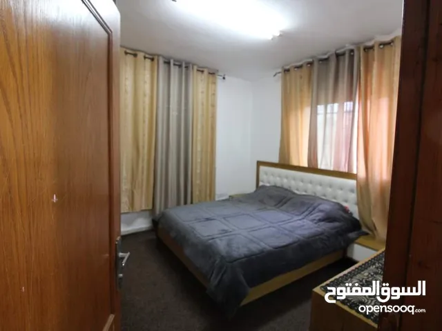 160 m2 3 Bedrooms Apartments for Rent in Ramallah and Al-Bireh Baten AlHawa