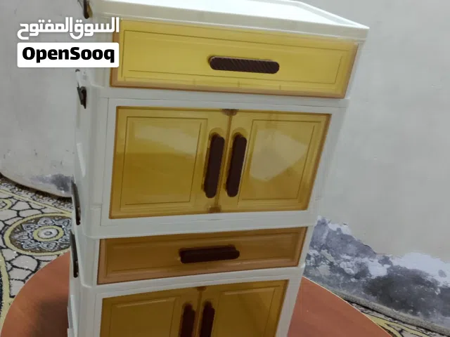 ترتيبك يبدأ من هنا!  خزانة بلاستيك عملية بتصميم جميل ولون ر حل مثالي لتنظيم أغراضك بكل