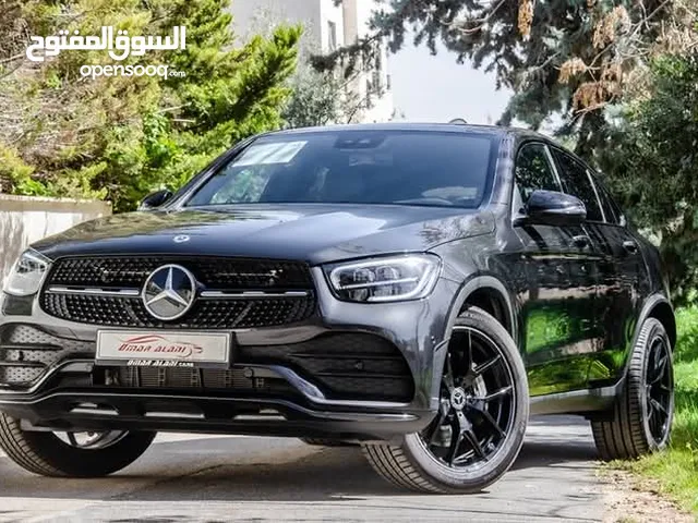 Mercedes Glc200 hybrid 2023 Coupe Mild hybrid Night Package السيارة بحالة ممتازة جدا