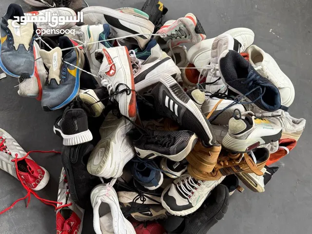 42 Sport Shoes in Amman